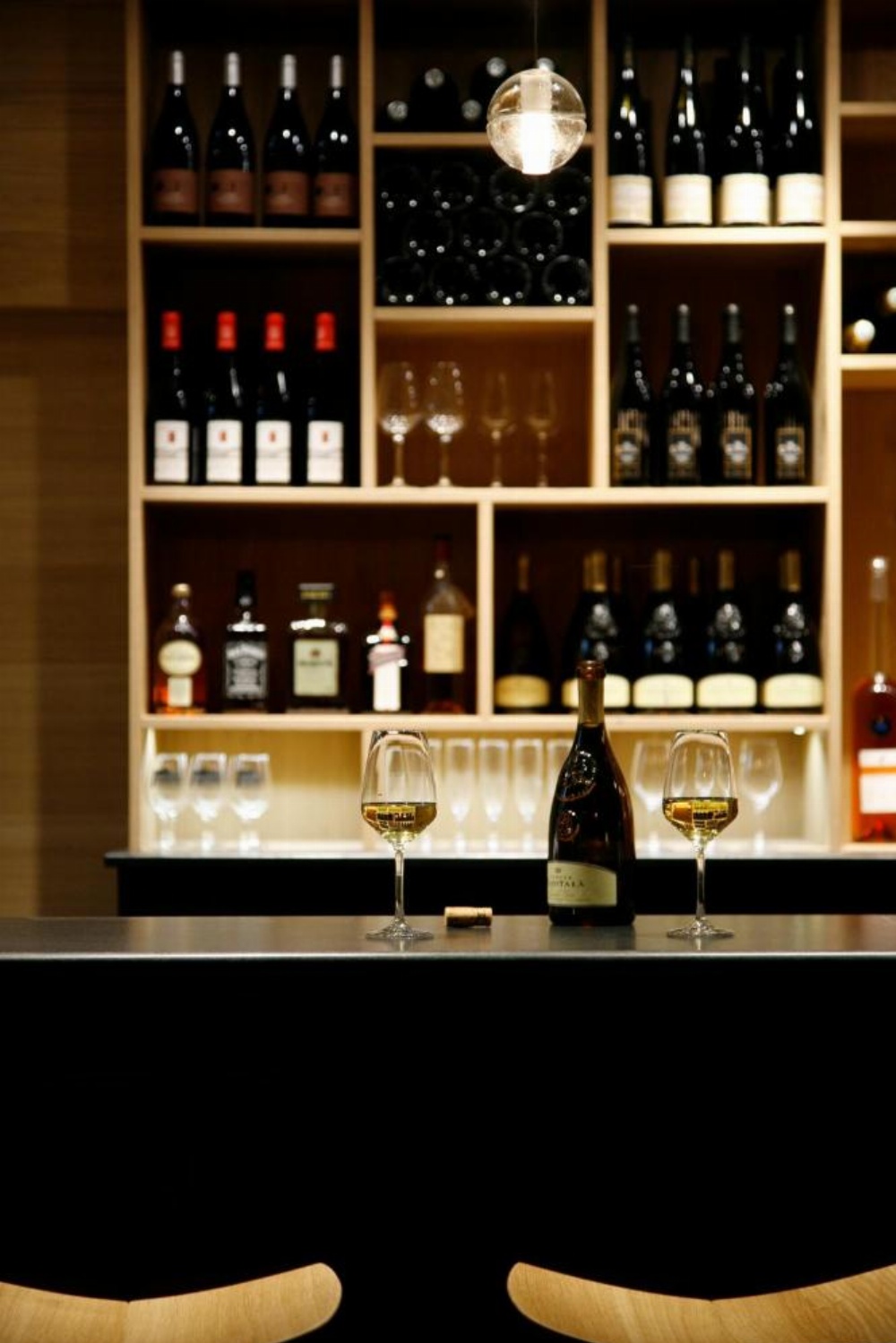 HANNONG Hotel & Wine Bar